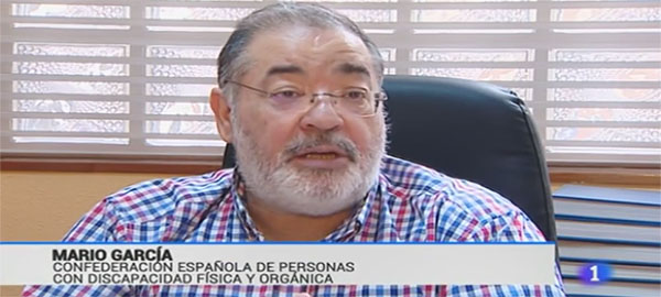 Mario García, presidente de COCEMFE, durante su intervención en el reportaje de TVE