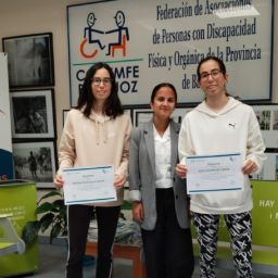 COCEMFE Badajoz acredita el voluntariado a través del certificado 'COCEMFE Valora'