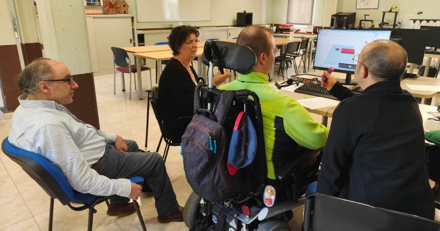 Personas en el programa de Voluntariado de COGAMI