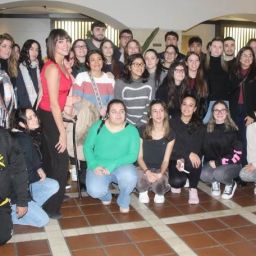 Grupo de asistentes y ponentes del V Ciclo de Conferencias sobre talento y empoderamiento femenino de COCEMFE Castellón